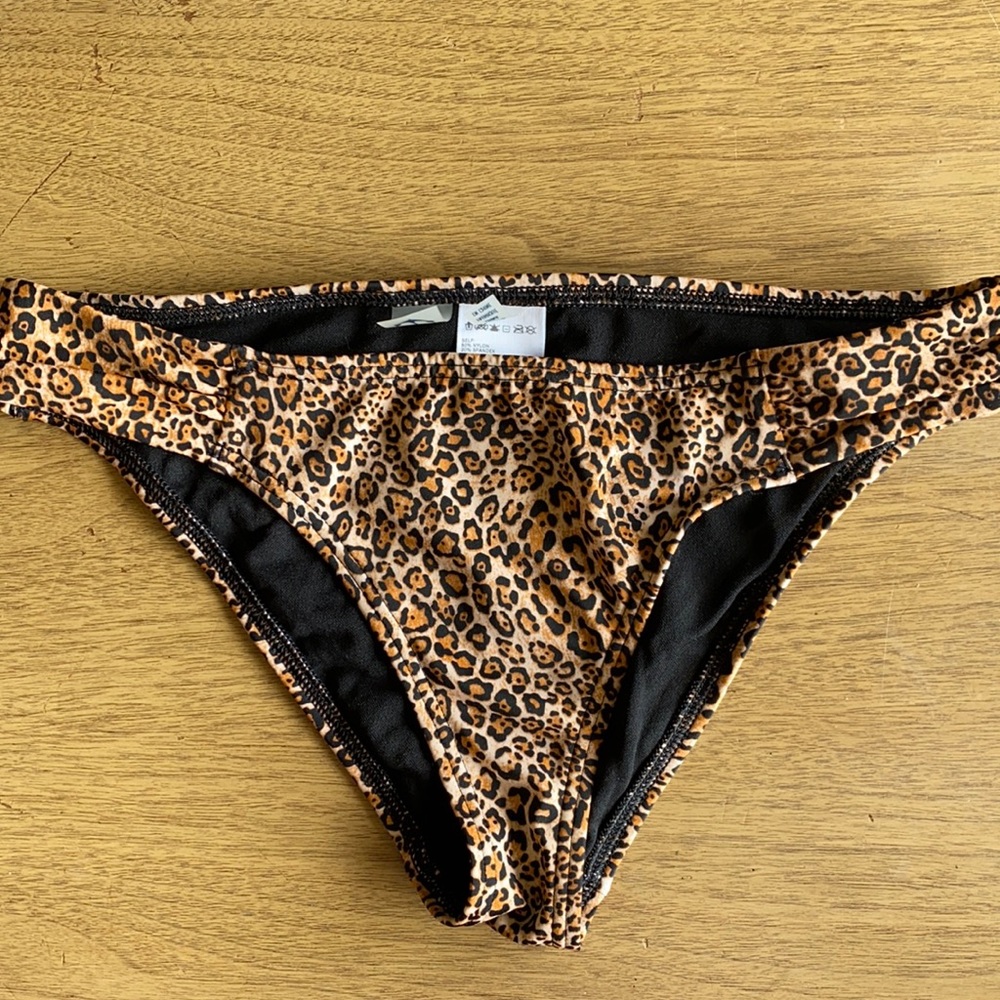 Cheetah bikini bottoms